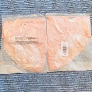 2 pair NWT Cacique cotton hipsters